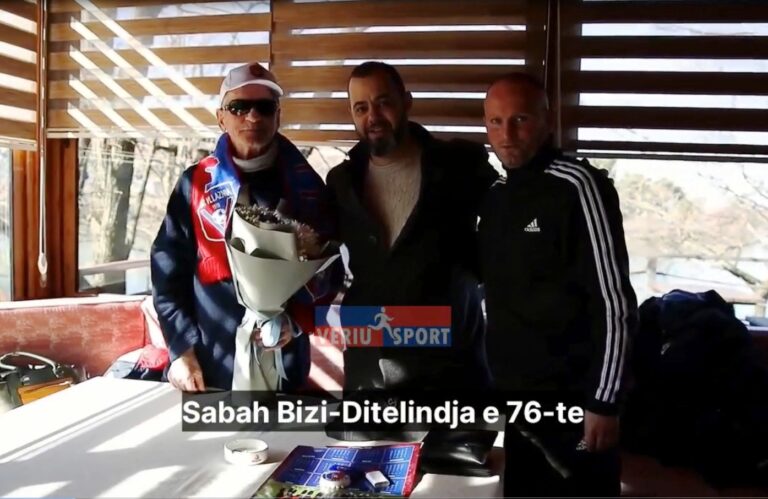 (Video) Ditëlindja e 76-të e legjendës së futbollit shkodran, Sabah Bizi. Urim special nga presidenti i KF Vllaznia, Alban Xhaferi