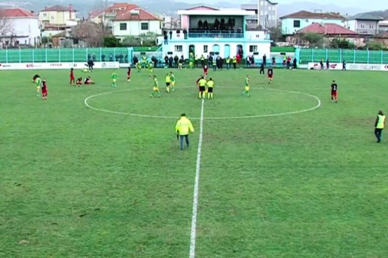 Kategoria e parë,  java e 20-të. Kastrioti dhe Lushnja ndahen në paqe
