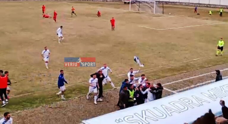 (Video) Emocione pa fund në Pukë. Tërbuni mund Gramshin 1-0, falë golit në limitin e shtesës nga shkodrani Vildan Kaçubela