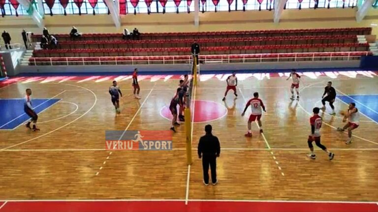 (Video) Volejboll Meshkuj-Vllaznia, rikthehet te fitorja. Kuqeblutë mundin pastër Skënderbeun 3-0, trajneri Kalaja, i kënaqur me skuadrën
