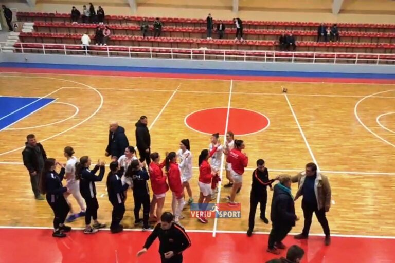 (Video) Basket Femra-Vllaznia mund thellësisht Studentin 62-33 dhe siguron fazën Play Off