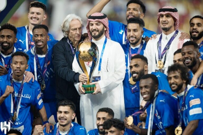 34 fitore radhazi në krye të Al Hilal, arkitekti Jorge Jesus rinovon kontratën me klubin arab