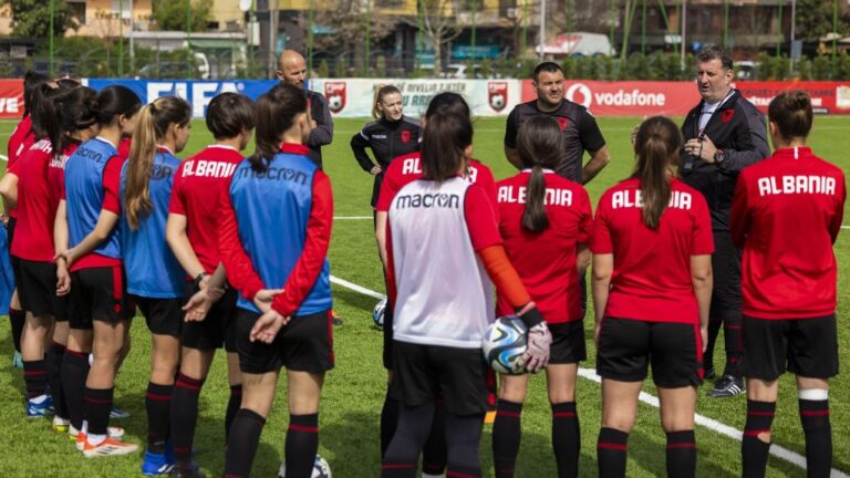 Futboll Femra-Të martën, Shqipëri-Estoni. EURO “Zvicër 2025”/ Futbollistet kuqezi kërkojnë fitoren, hyrja në stadiumin “Air Albania” falas për tifozët