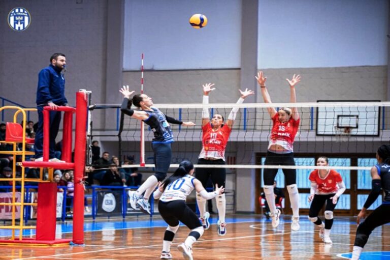 Volej Femra-Superliga/Skënderbeu fiton edhe finalen e dytë ndaj Tiranës dhe është shumë parë fitimit të titullit kampion