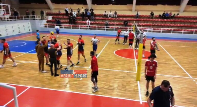 (Video) Volejboll Meshkuj-Vllaznia eleminon Studentin me ndeshje të tretë dhe shkon në gjysmëfinalen e kampionatit
