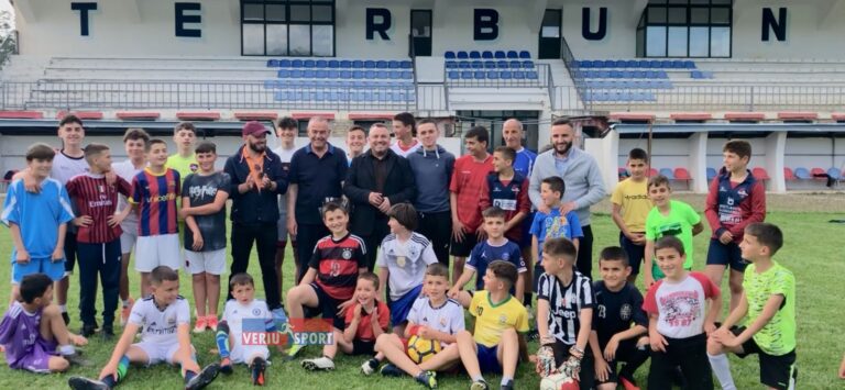 (Video) Pukë-Futbolli i moshave në vemendjen e Bashkisë. Punohet për të ardhmen e skuadrës së parë Tërbuni