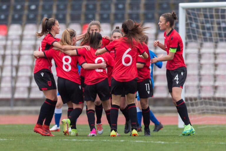 “UEFA Development”/ FSHF do të organizojë dy turne europian të grupmoshës U-15 për vajza dhe djem