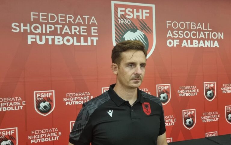 (Video) Tedesco prezantohet si trajner i Kombëtares U-17: Privilegj e krenari të jem këtu, nisim punën për Europianin historik të 2025-s