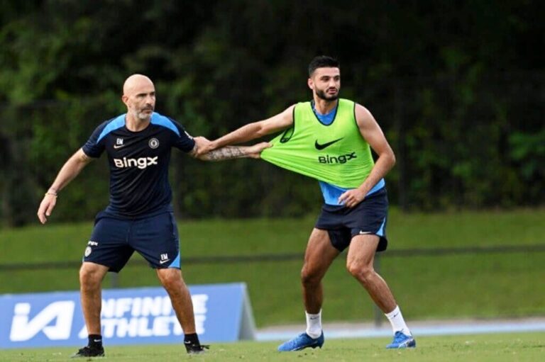 E ardhmja e Armando Brojës?! Futbollisti kuqezi pritet të zhvillojë një takim përcaktues me trajnerin Mareska në Londër, pas kthimit nga Amerika