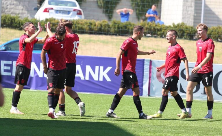 Shqipëria U-16, fiton edhe miqësoren e dytë me Lihtenshtejnin. E mund thellësisht, 6-0