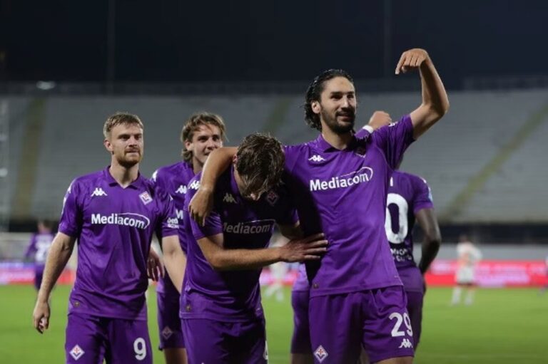 Seria A-Java e 9-të/Fiorentina “shpartallon” Romën, e mund 5-1