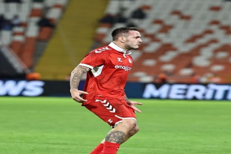 I shënon Adana Demirsporit, goli katërt për Rey Manaj, më i spikati tek Sivaspor