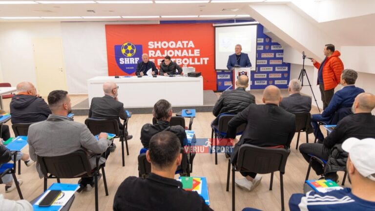 (Video) SHRF Shkodër zhvillon Asamblenë e Përgjithshme, Presidenti Duka: Jeni një nga shoqatat më të rëndësishme, duhet të 5-fishojmë numrin e futbollistëve në këtë rajon