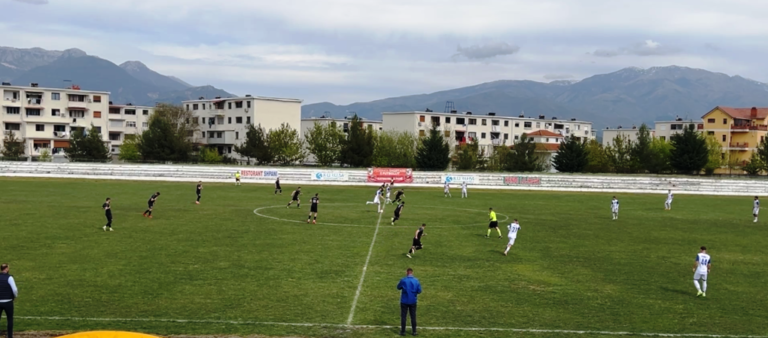 Burreli vuan me Valbonën, por fiton me përmbysje. Vendosin golat e pjesës së dytë me autor Farruku dhe Rroku. Kategoria e Dytë-Java e 32-të