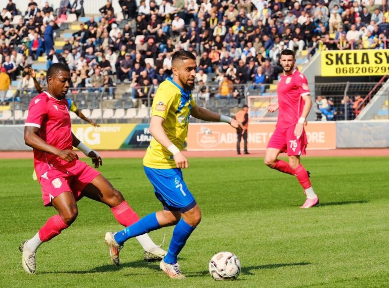 Abissnet Superiore/ 90 minuta lojë për të vendosur fatin e një edicioni futbollistik, 6 skuadra luajnë për gjithçka