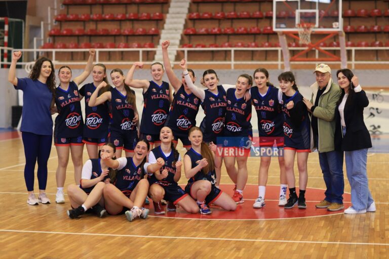 (Video) Basketboll Femra-Vllaznia U18 mund “The Roses” të Përmetit dhe shkon në finalen e Play Off. Synohet titulli kampion