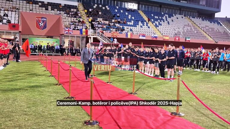 (Video) Ceremoni-Nis në Shkodër Kampionati Botëror i Futbollit për policinë IPA (International Police Association). Atmosferë festive në stadiumin “Loro Boriçi”