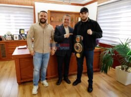 Boks-Kryebashkiaku lezhjan, Pjerin Ndreu, pret kampionin e Botës, Jurgen Uldedajn. Propozimi për titullin e lartë “Qytetar Nderi”!