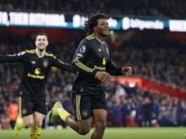 Premier League-Fitorja e Manchester United ndaj Arsenalit rihap kampionatin