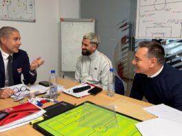 Silvinjo & stafi teknik ndjekin nga afër lojtarët kuqezi në përgatitjet për ndeshjen e “Play-Off”-it ndaj Polonisë